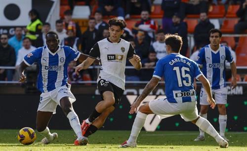 Historique de Valence contre Alavés