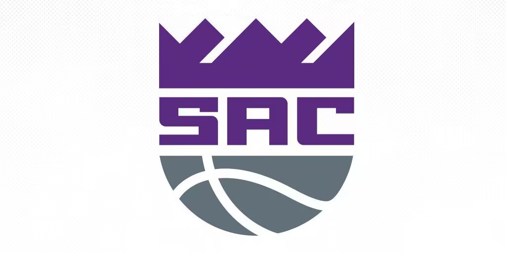 Les Kings et les Hawks ont marqué 71 points ensemble au premier quart, tirant tous deux à 58,3 % du terrain.